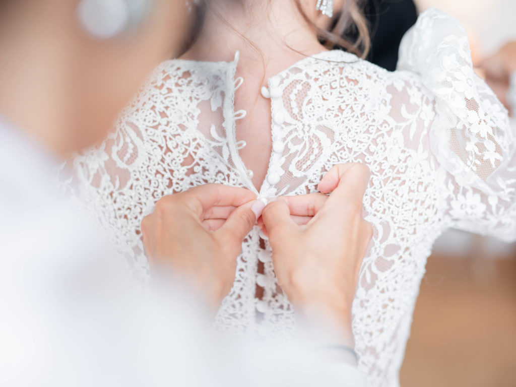 Préparatifs de la mariée au château de Séréville